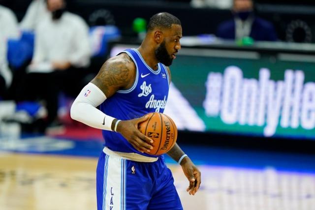 什琴斯尼迎来西甲首秀 年龄34岁283天创纪录