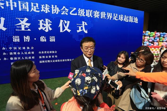 周琦为肘击道歉：我是下意识反应 不是故意的