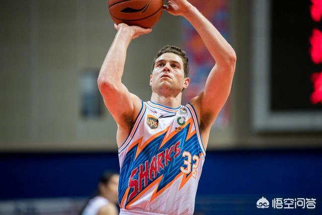 杨瀚森14+15青岛惜败首钢 范子铭14分雷蒙16分