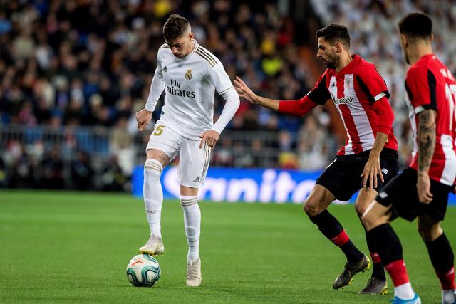 约基奇37+9+8掘金力克活塞 76人险胜爵士3连胜