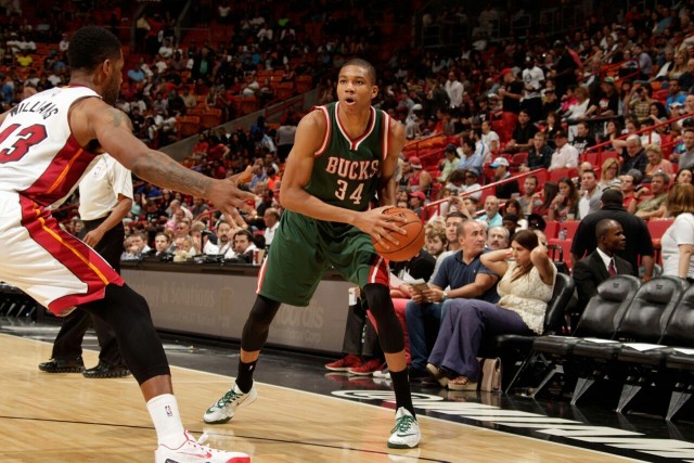 蒂尔曼27+13吴前23分 浙江大胜送吉林4连败